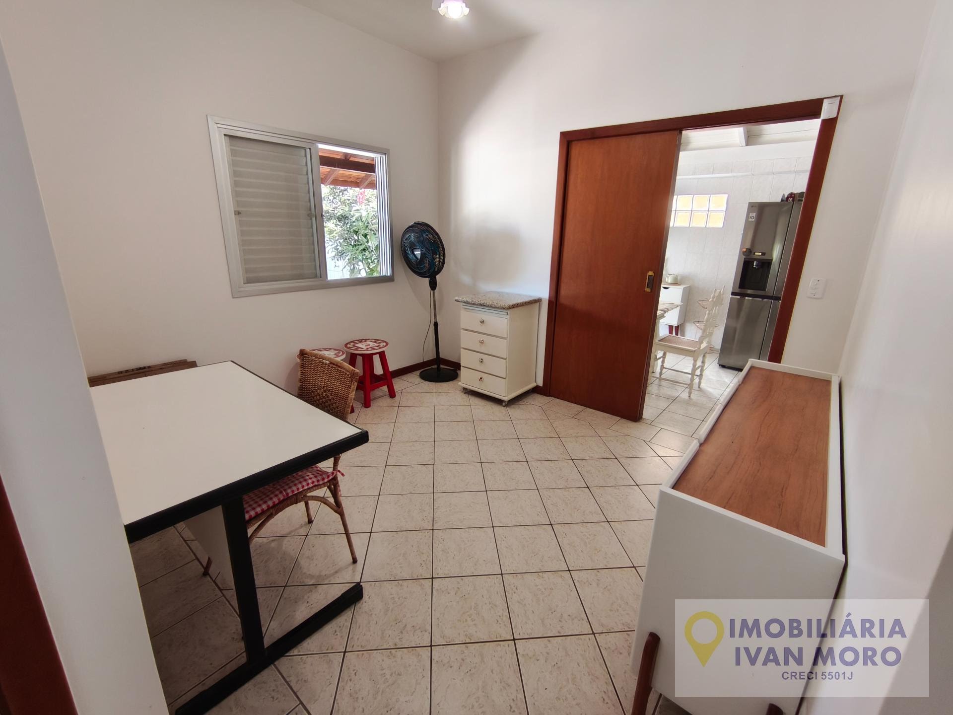 Casa para alugar com 4 quartos, 2 banheiros e 2 vagas no Daniela, Florianópolis (SC) — foto 20 de 30