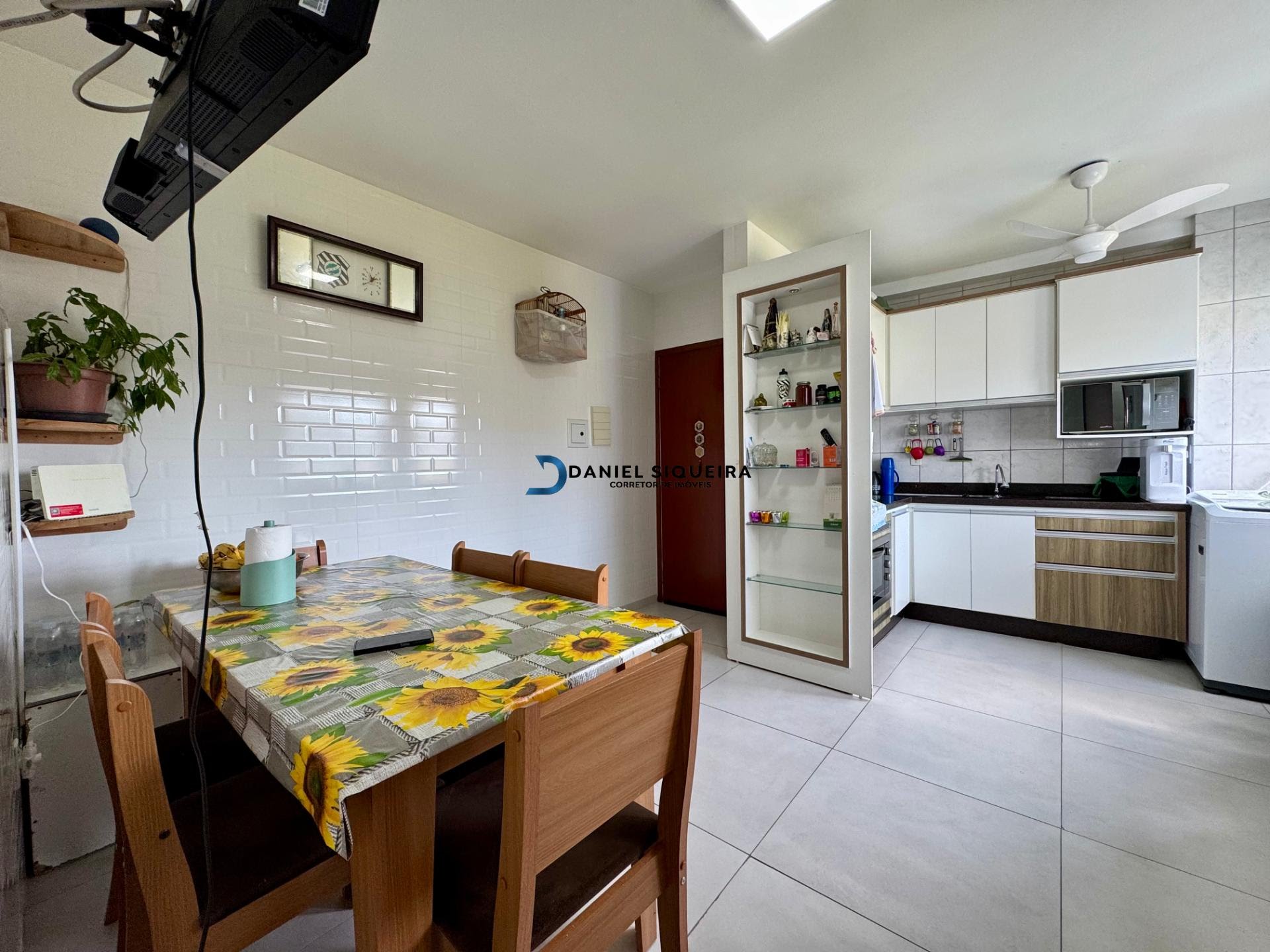 Apartamento à venda com 3 quartos, 1 banheiro, 1 vaga e 52m² no Fundos, Biguaçu (SC) — foto 2 de 21