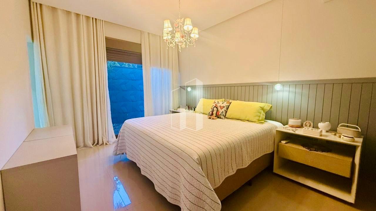 Casa à venda com 3 quartos, 3 suítes, 3 vagas e 240m² no Residencial Goiânia Golfe Clube, Goiânia (GO) — foto 22 de 30