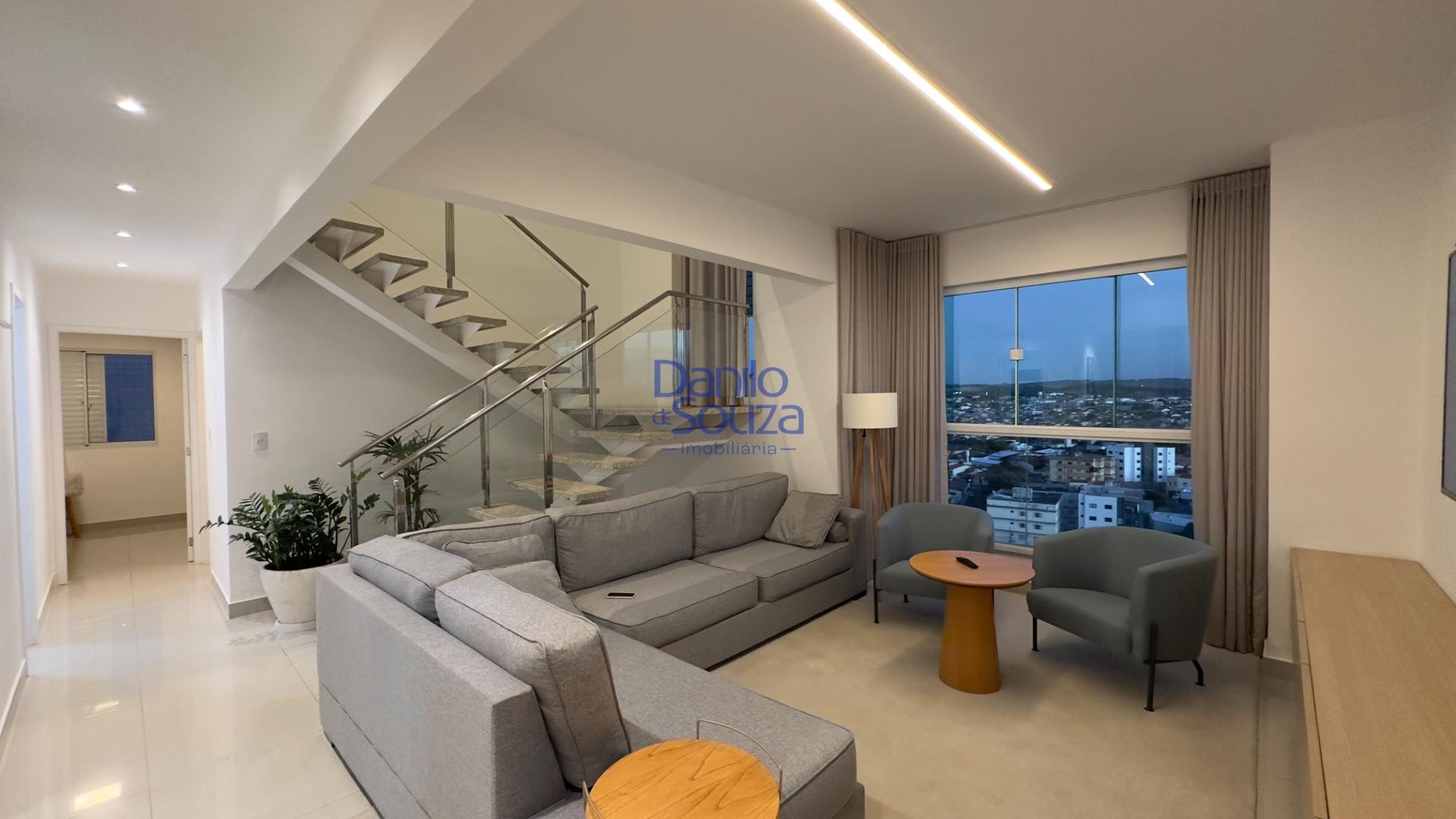 Apartamento à venda com 3 quartos, 2 suítes, 4 vagas e 144m² no Centro, Araxá (MG) — foto 4 de 23