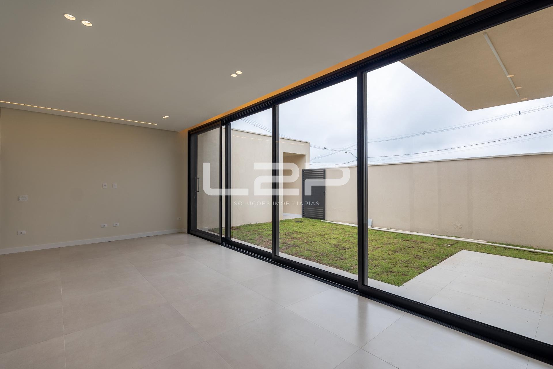 Casa à venda com 3 quartos, 2 suítes, 4 vagas e 190m² no Villagio Azzure, Itupeva (SP) — foto 6 de 24