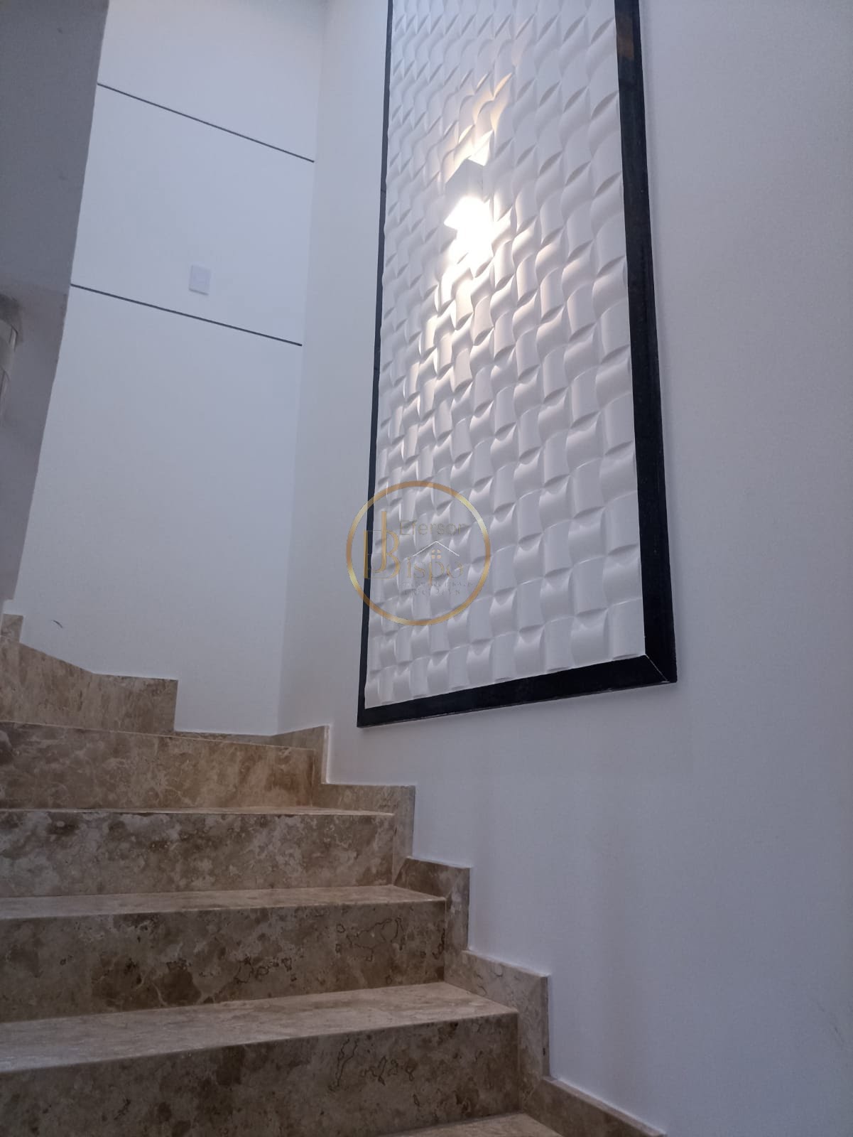 Casa à venda com 4 quartos, 3 suítes, 2 vagas e 110m² no Orla Norte, Porto Seguro (BA) — foto 8 de 15