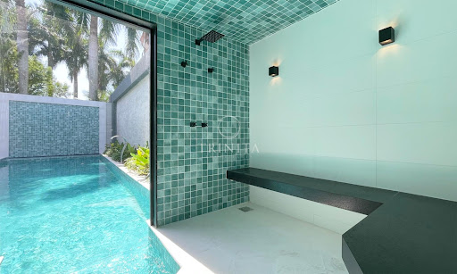 Sauna da casa a venda no condomínio Santa Monica Jardins