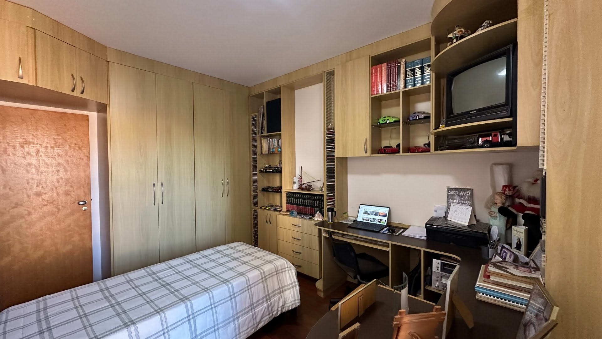 Apartamento à venda com 3 quartos, 1 suíte, 2 vagas e 161m² no Centro, Araxá (MG) — foto 11 de 14