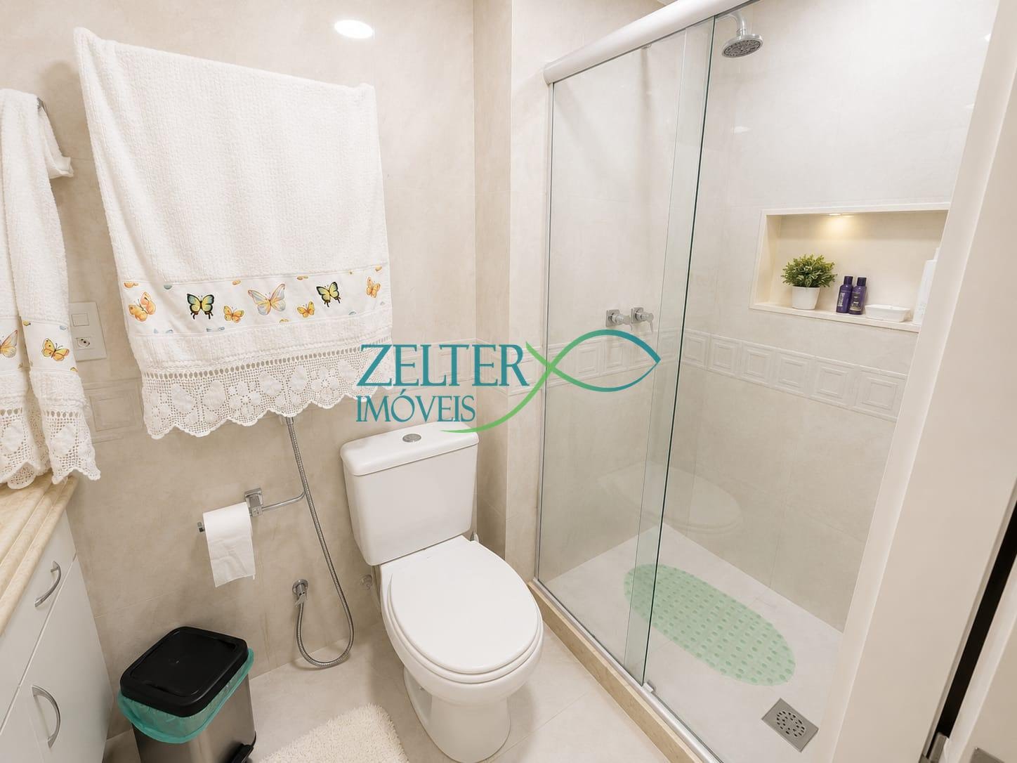 Apartamento à venda com 4 quartos, 1 suíte, 2 vagas e 145m² no Barra da Tijuca, Rio de Janeiro (RJ) — foto 21 de 30