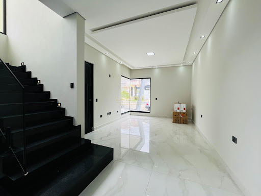 Casa em Condomínio no Jardim Eucaliptos em Sorocaba, 130m², 03 dormitórios, 01 suíte , piscina com bar molhado.