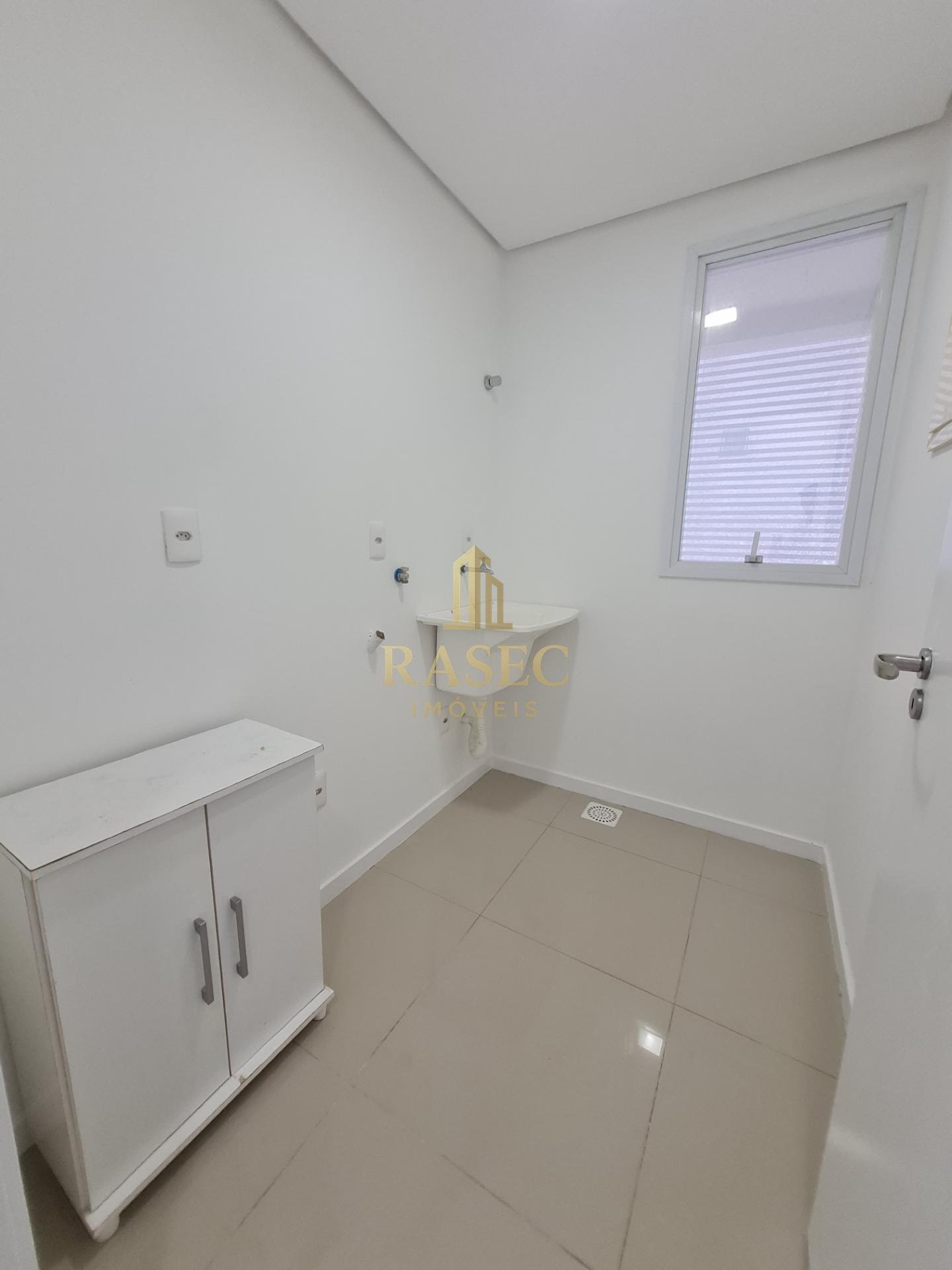 Apartamento para alugar com 2 suítes, 2 vagas e 98m² no Centro II, Brusque (SC) — foto 18 de 23
