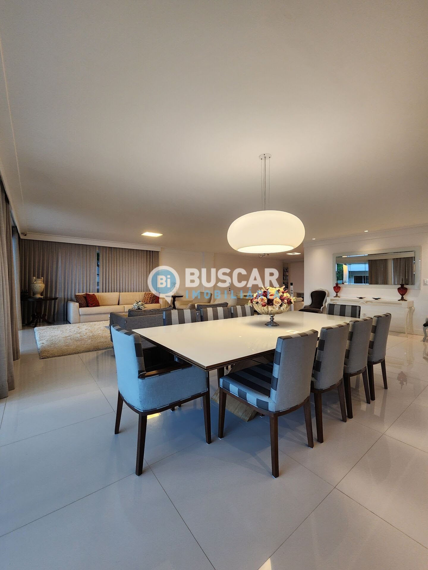 Casa à venda com 5 quartos, 5 suítes, 6 vagas e 1440m² no Papagaio, Feira de Santana (BA) — foto 9 de 30