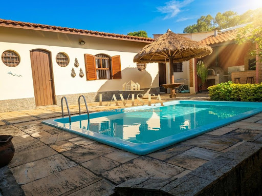 Vista da Piscina e Edícula