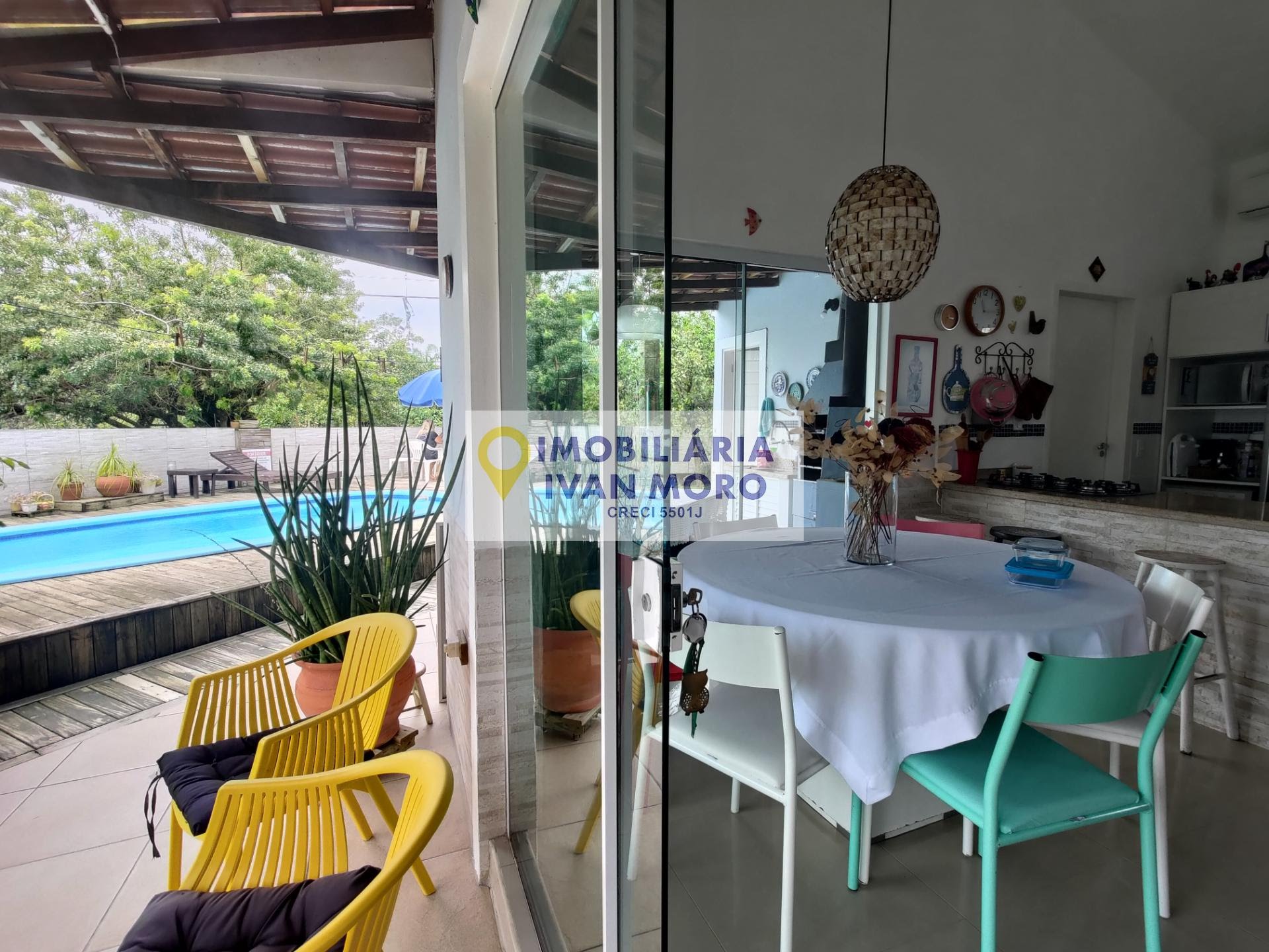 Casa para alugar com 4 quartos, 3 suítes e 2 vagas no Daniela, Florianópolis (SC) — foto 16 de 30