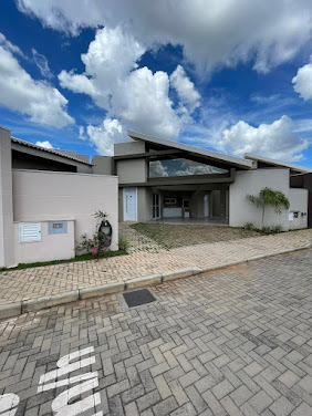 Casa de Condomínio em Jardim Sao Lourenco  -  Campo Grande