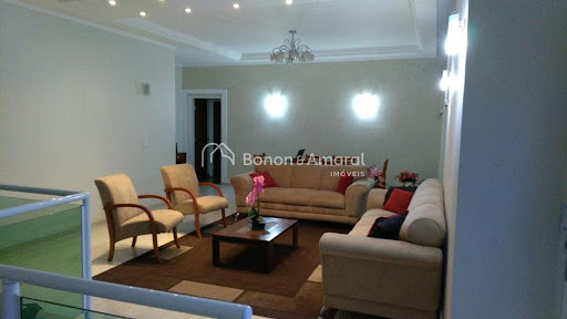 Casa, 3 quartos, 205 m² - Foto 1
