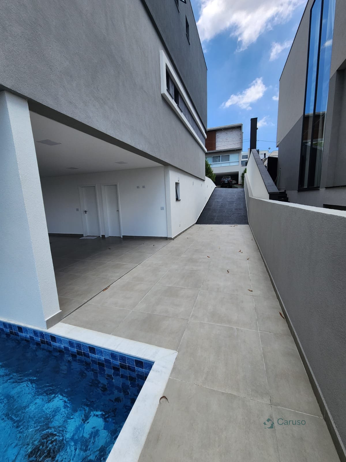 Casa à venda com 4 quartos, 4 suítes, 4 vagas e 300m² no Condomínio Real Park, Arujá (SP) — foto 7 de 18