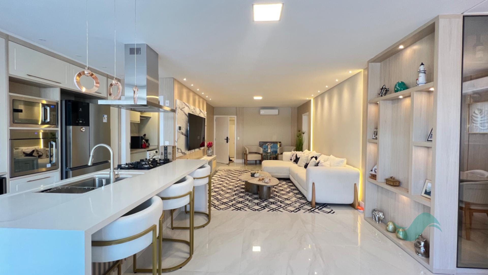 Apartamento à venda com 2 quartos, 1 suíte, 2 vagas e 149m² no Jurerê, Florianópolis (SC) — foto 8 de 30