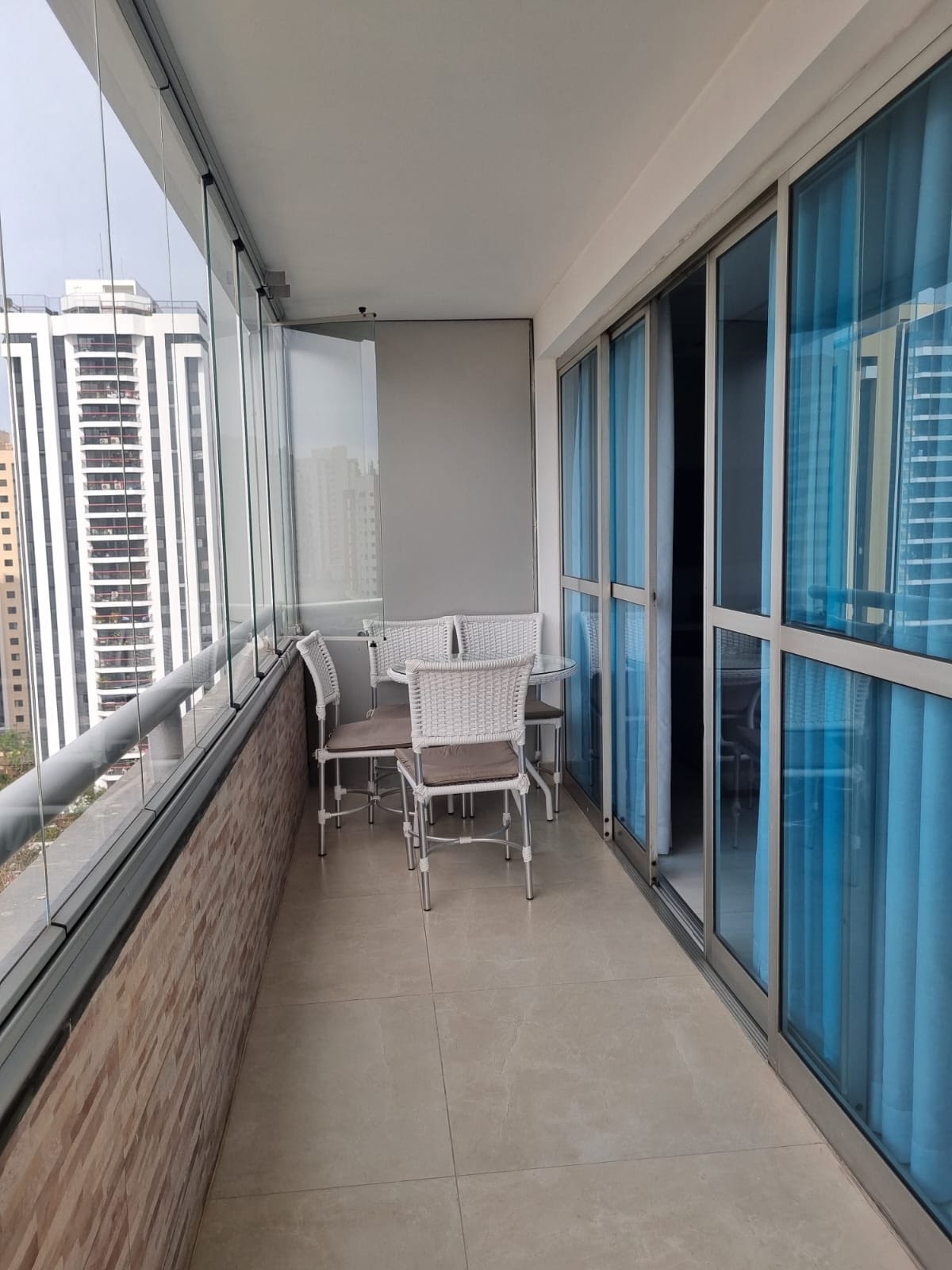 Apartamento à venda com 4 quartos, 4 suítes, 4 vagas e 178m² no Moema, São Paulo (SP) — foto 11 de 30