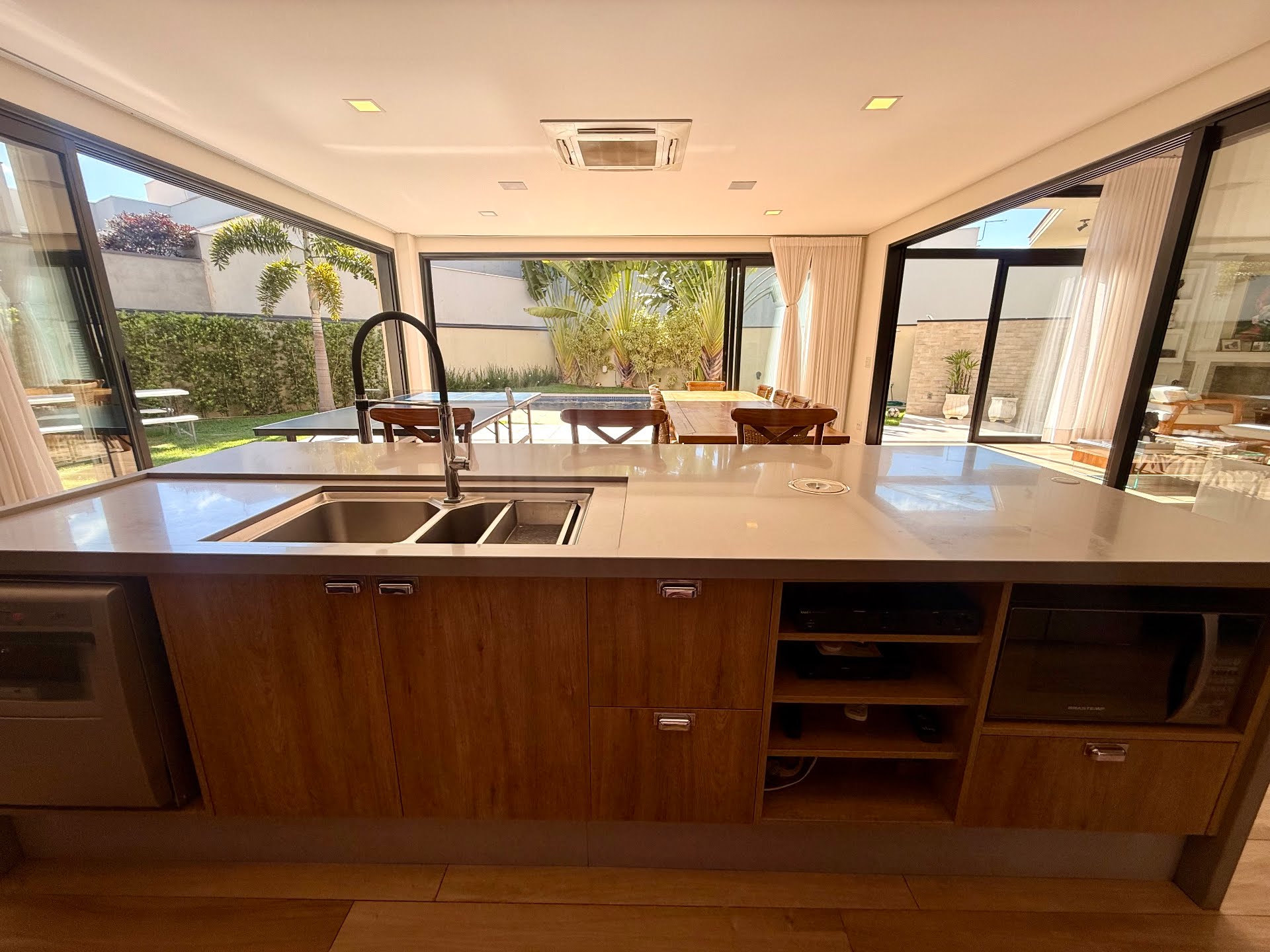 Casa à venda com 3 quartos, 3 suítes, 4 vagas e 318m² no Jardim Piemonte, Indaiatuba (SP) — foto 17 de 30