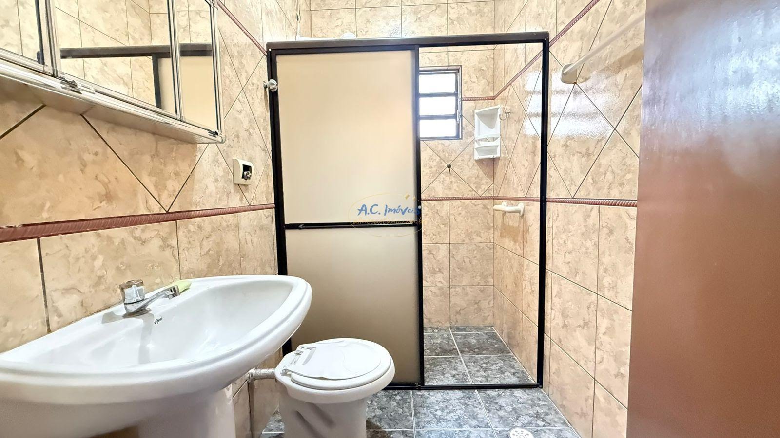 Casa à venda com 2 quartos, 1 suíte, 2 vagas e 70m² no Cidade Ocian, Praia Grande (SP) — foto 14 de 28