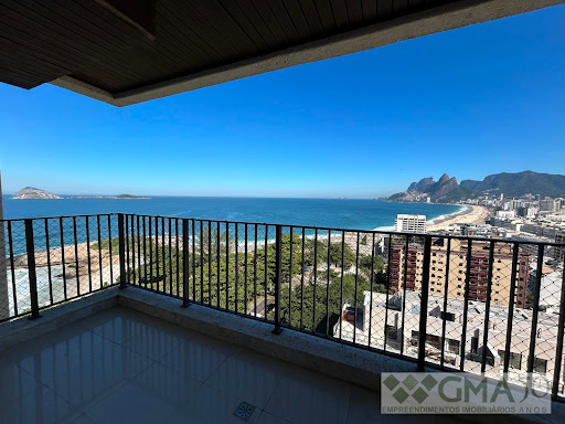 Apartamento em Copacabana  -  Rio de Janeiro