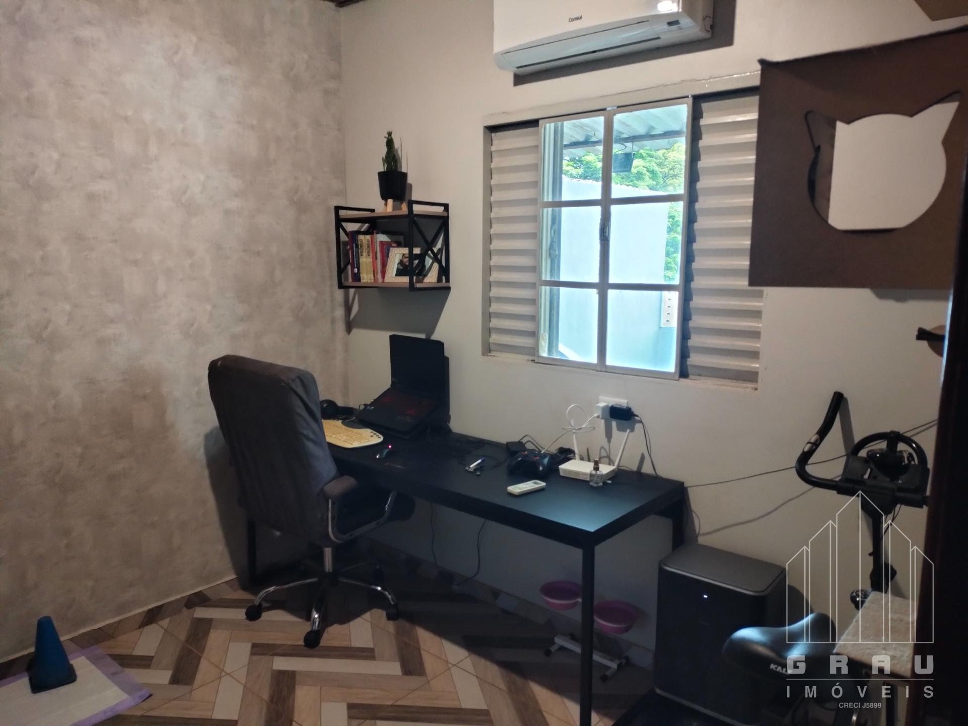 Casa no Jardim Ipê  -  Foz do Iguaçu