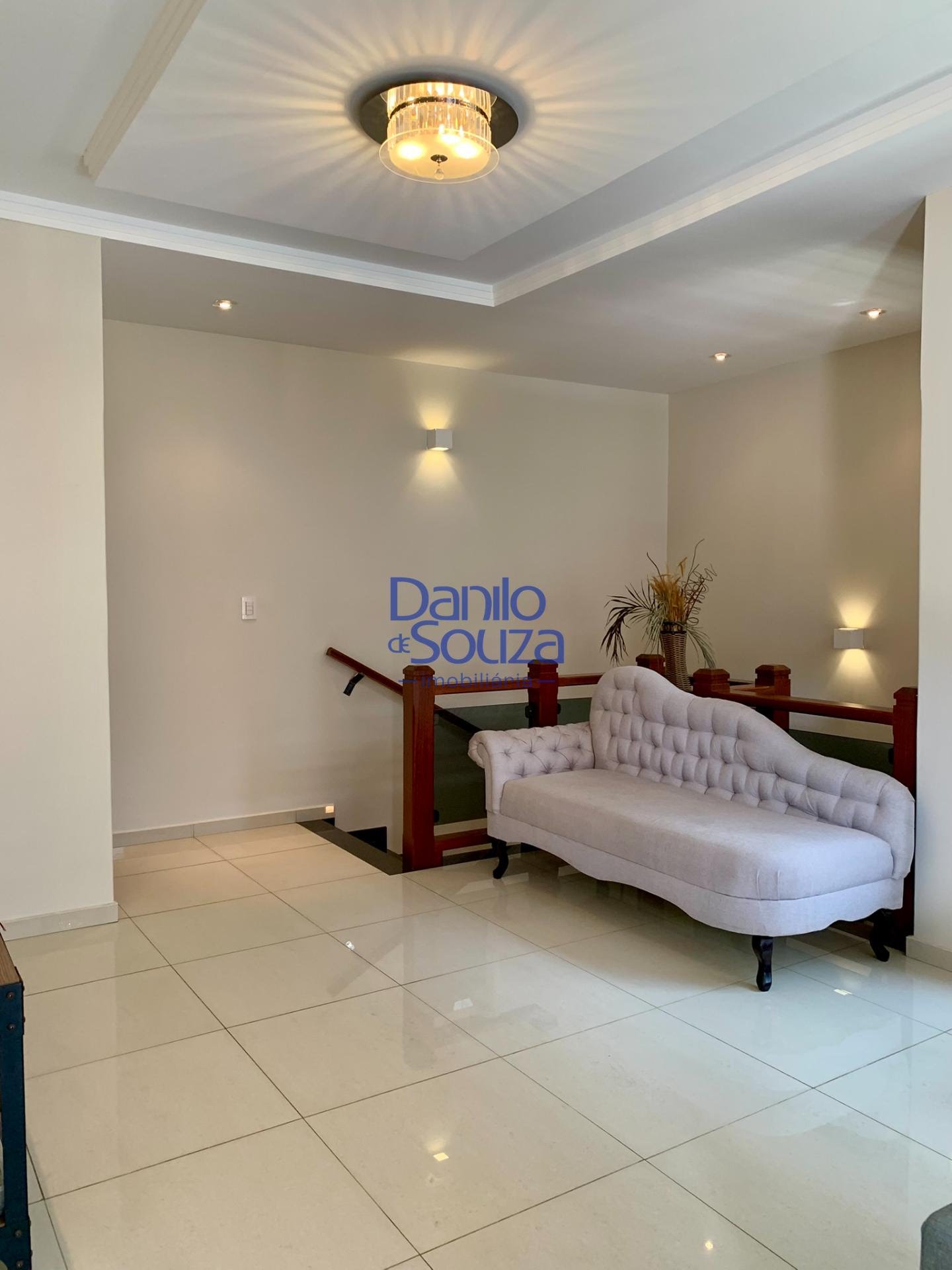 Casa à venda com 4 quartos, 1 suíte, 2 vagas e 360m² no Alvorada, Araxá (MG) — foto 5 de 28
