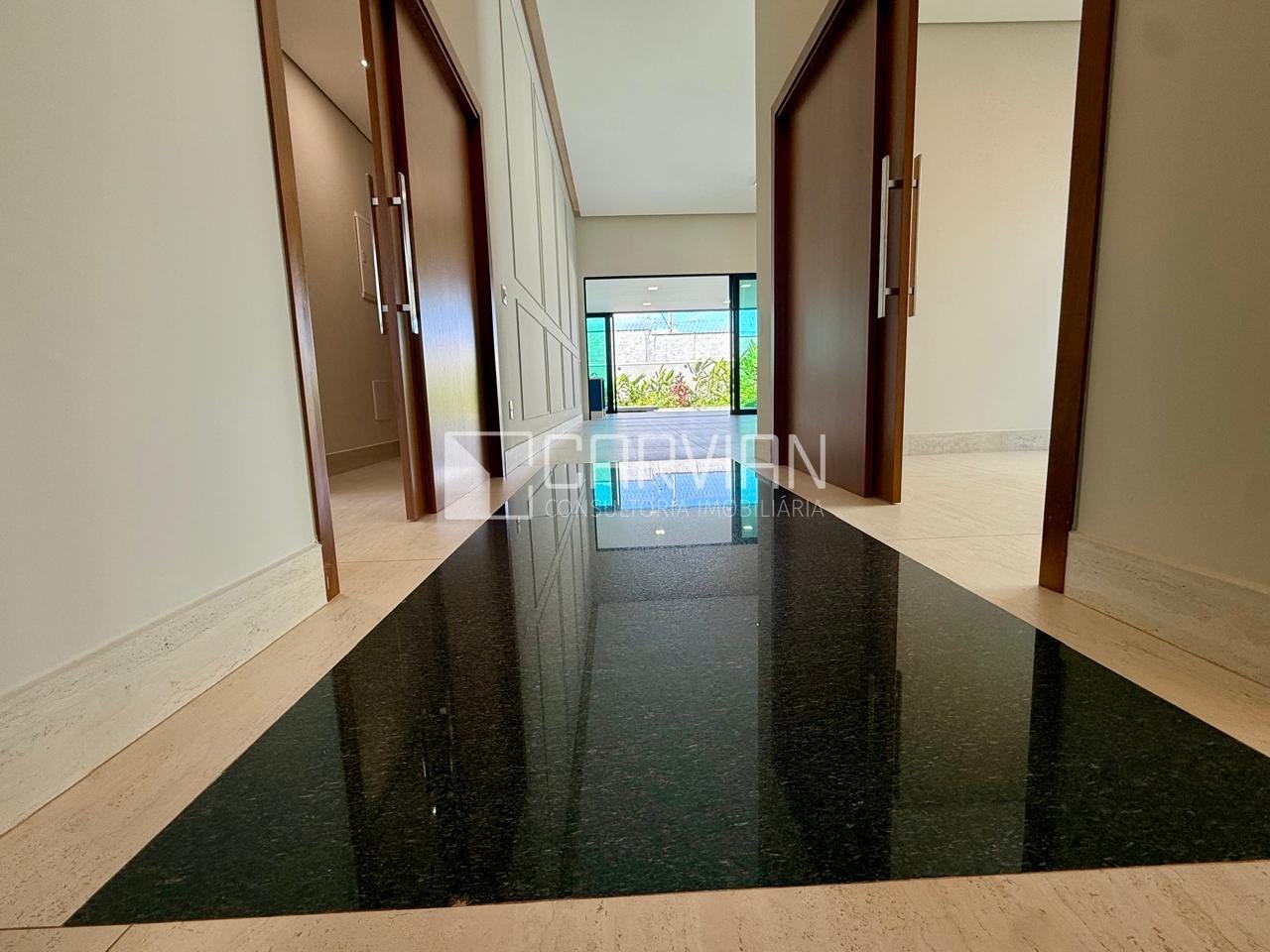 Casa à venda com 3 quartos, 3 suítes, 4 vagas e 500m² no Bonfim Paulista, Ribeirão Preto (SP) — foto 2 de 30