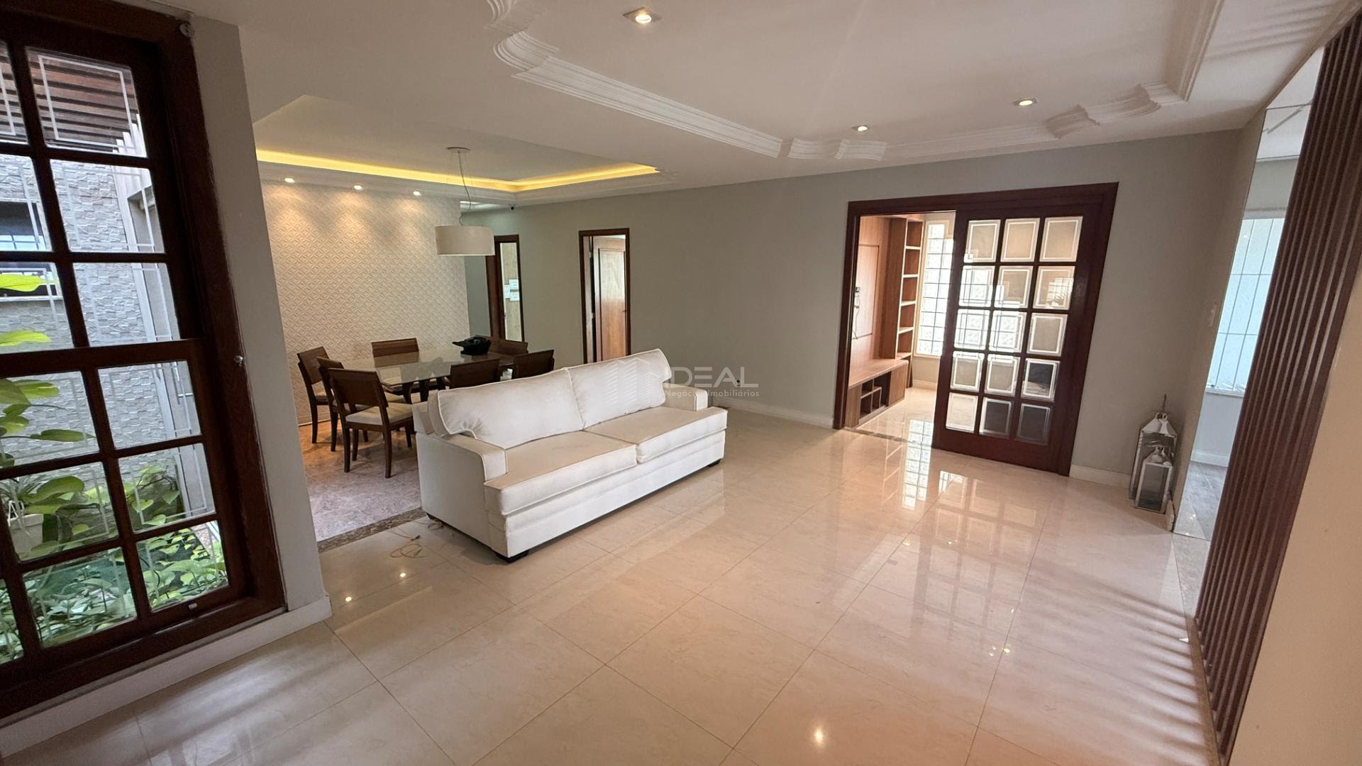 Casa à venda com 3 quartos, 1 suíte, 5 vagas e 235m² no Alphaville, Campos dos Goytacazes (RJ) — foto 10 de 30