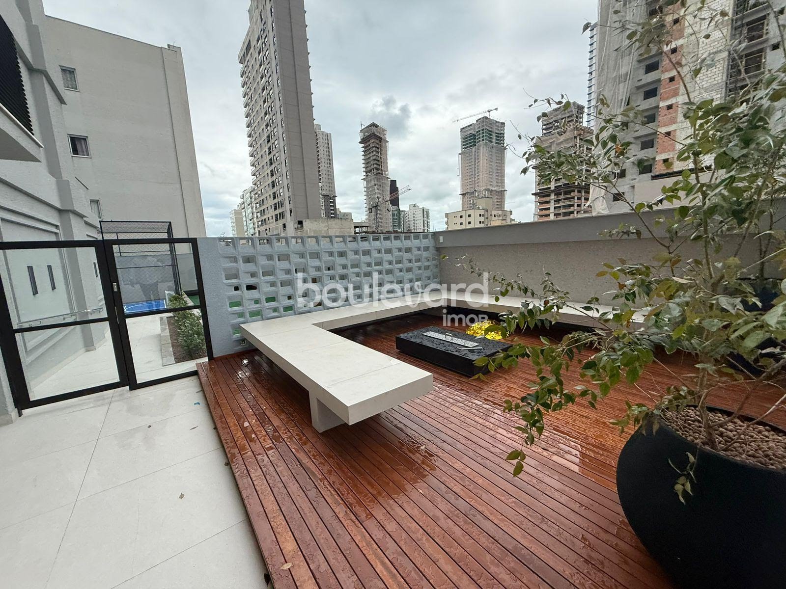 Apartamento à venda com 3 quartos, 3 suítes, 2 vagas e 127m² no Centro, Itapema (SC) — foto 27 de 30