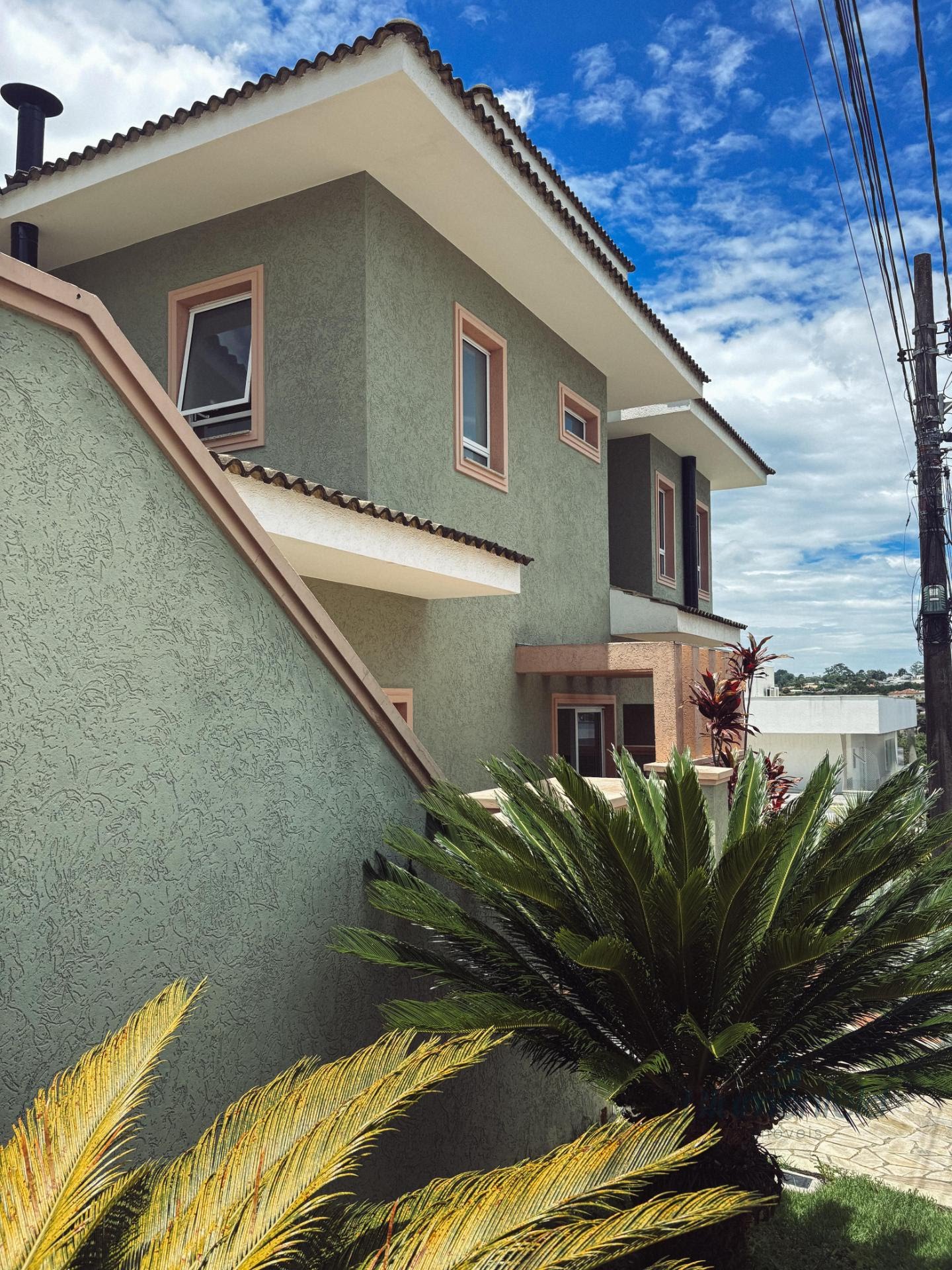 Casa à venda com 4 quartos, 4 suítes, 4 vagas e 338m² no Condomínio Real Park, Arujá (SP) — foto 3 de 28