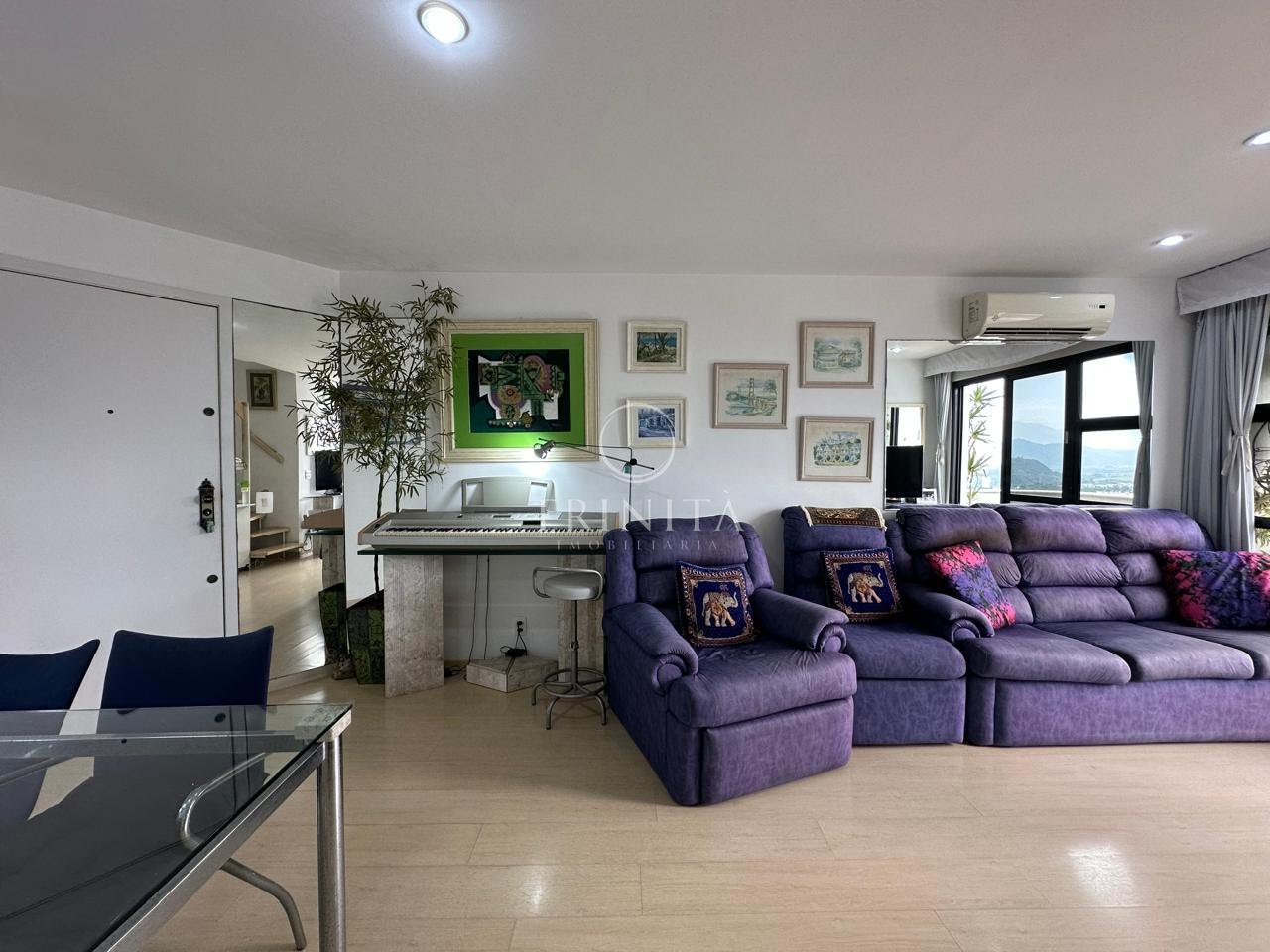 Sala - Barra Bali - trinitaimobiliária