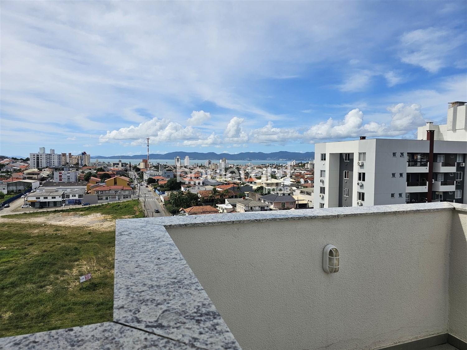 Apartamento à venda com 2 quartos, 1 suíte, 1 vaga e 70m² no Ipiranga, São José (SC) — foto 18 de 22