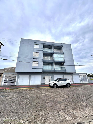Apartamento à venda em Erechim, Balneário Arroio do Silva: 78m², 3 dormitórios, 1 suíte e 2 banheiros.