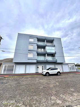 Apartamento à venda em Erechim, Balneário Arroio do Silva: 78m², 3 dormitórios, 1 suíte e 2 banheiros.