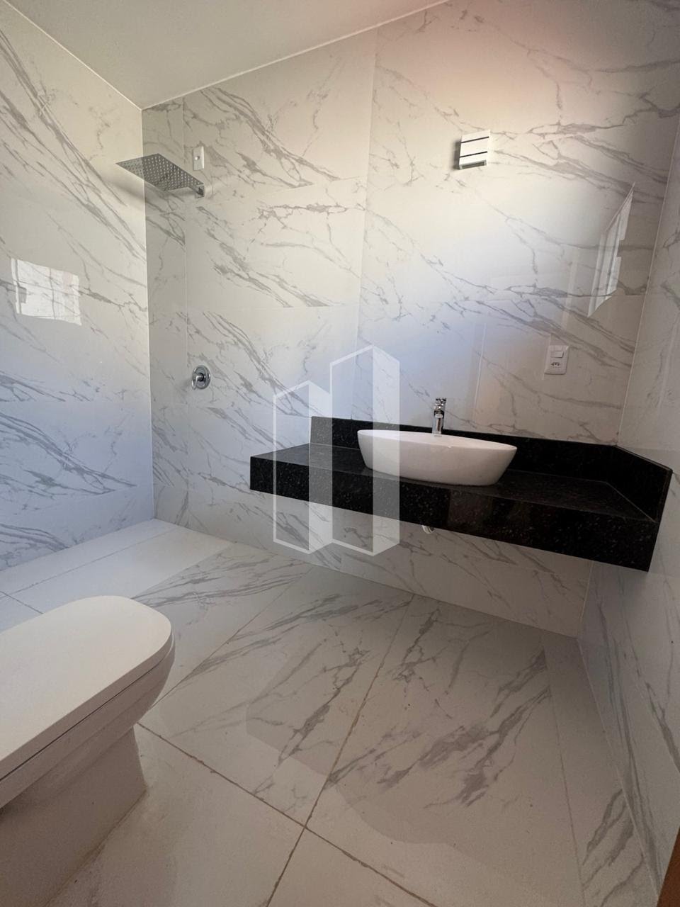 Casa à venda com 4 quartos, 2 suítes, 4 vagas e 260m² no Jardim América, Goiânia (GO) — foto 17 de 21