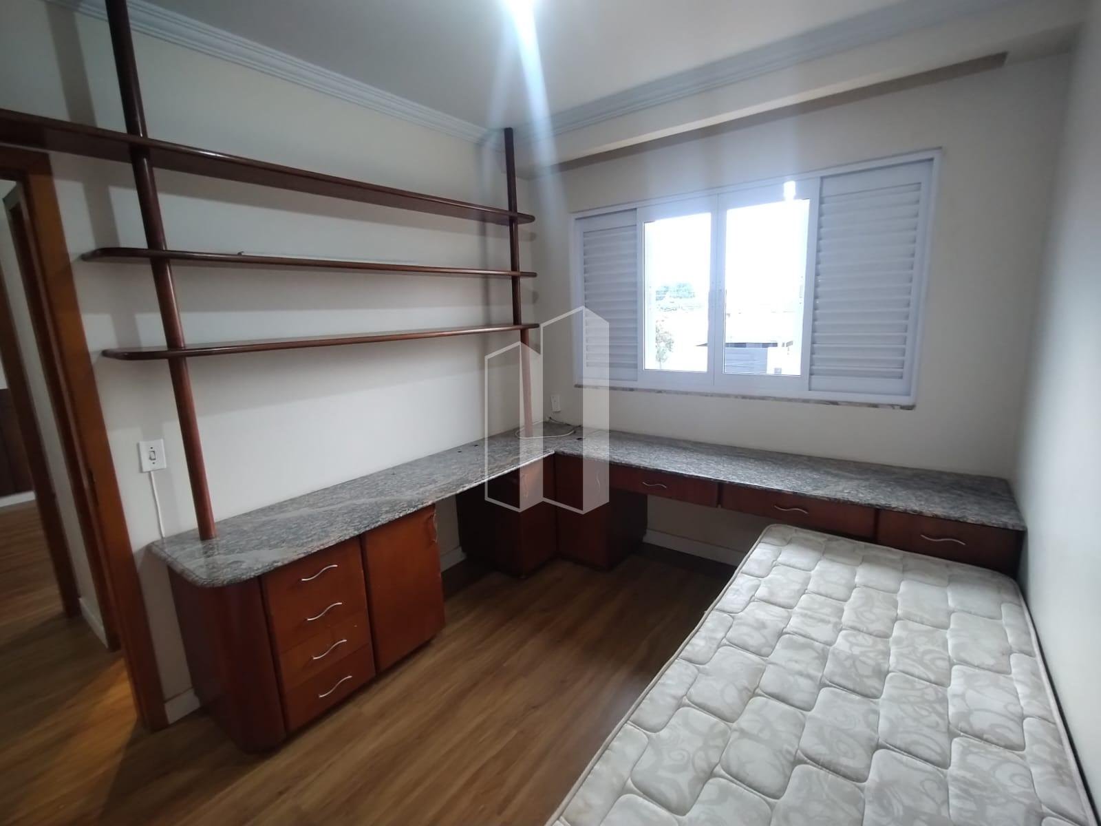 Casa para alugar com 4 quartos, 1 suíte, 2 vagas e 200m² no Parque Anhanguera, Goiânia (GO) — foto 21 de 30