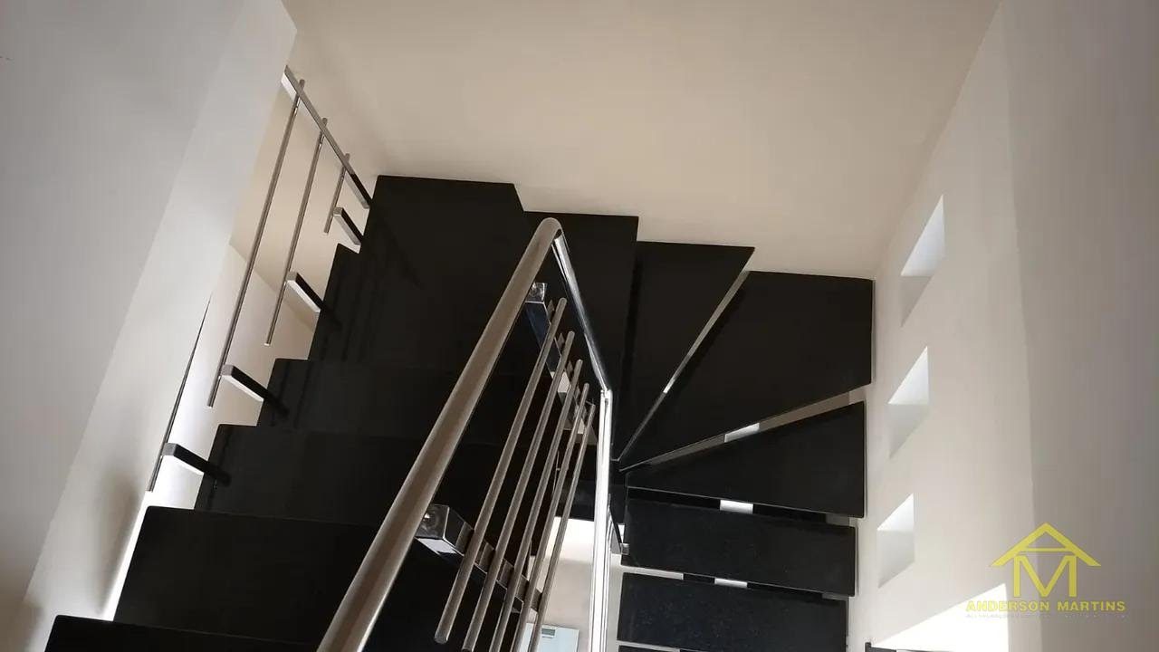 Cobertura à venda com 5 quartos, 4 banheiros, 2 vagas e 244m² no Praia de Itaparica, Vila Velha (ES) — foto 8 de 19