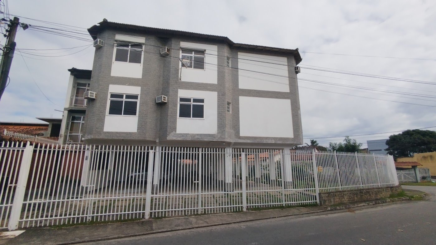 Casa à venda com 2 quartos, 1 banheiro, 1 vaga e 66m² no Balneário Remanso, Rio das Ostras — foto principal