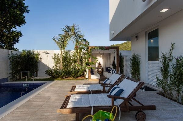 Casa à venda com 4 quartos, 4 suítes, 4 vagas e 484m² no Jurerê, Florianópolis (SC) — foto 11 de 12