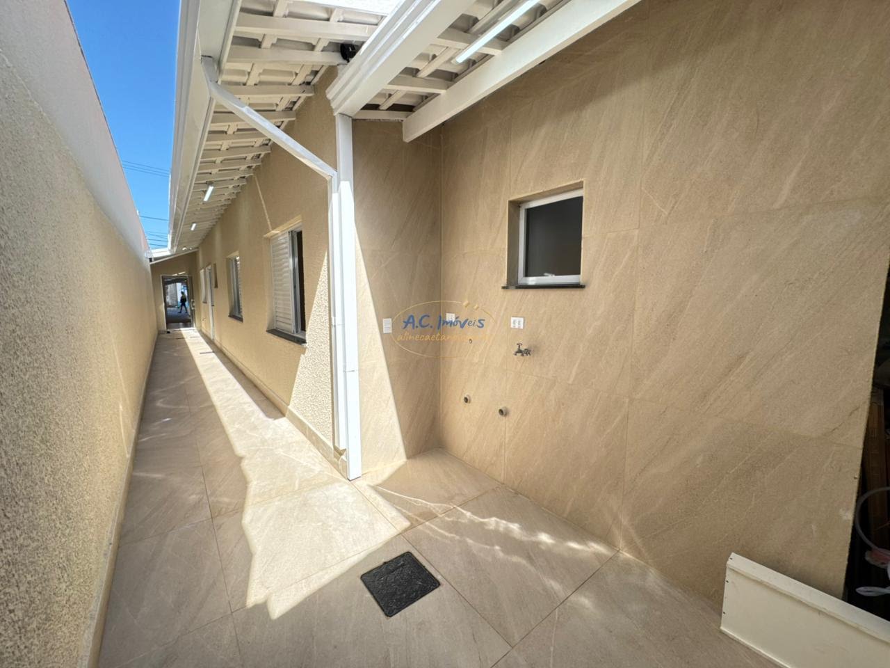 Casa à venda com 3 quartos, 2 suítes, 2 vagas e 115m² no Guilhermina, Praia Grande (SP) — foto 5 de 24