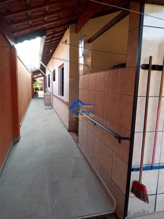 Casa à venda com 3 quartos, 2 banheiros, 2 vagas e 182m² no Tupi, Praia Grande (SP) — foto 24 de 30