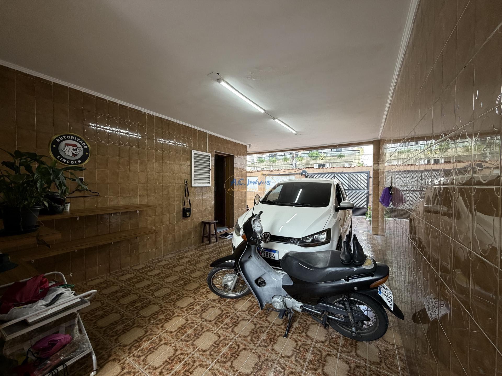 Casa à venda com 3 quartos, 1 suíte, 6 vagas e 153m² no Vila Assuncao, Praia Grande (SP) — foto 17 de 23