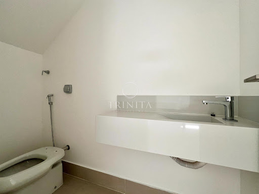 Interlagos de Itauna - Casa Triplex - Banheiro