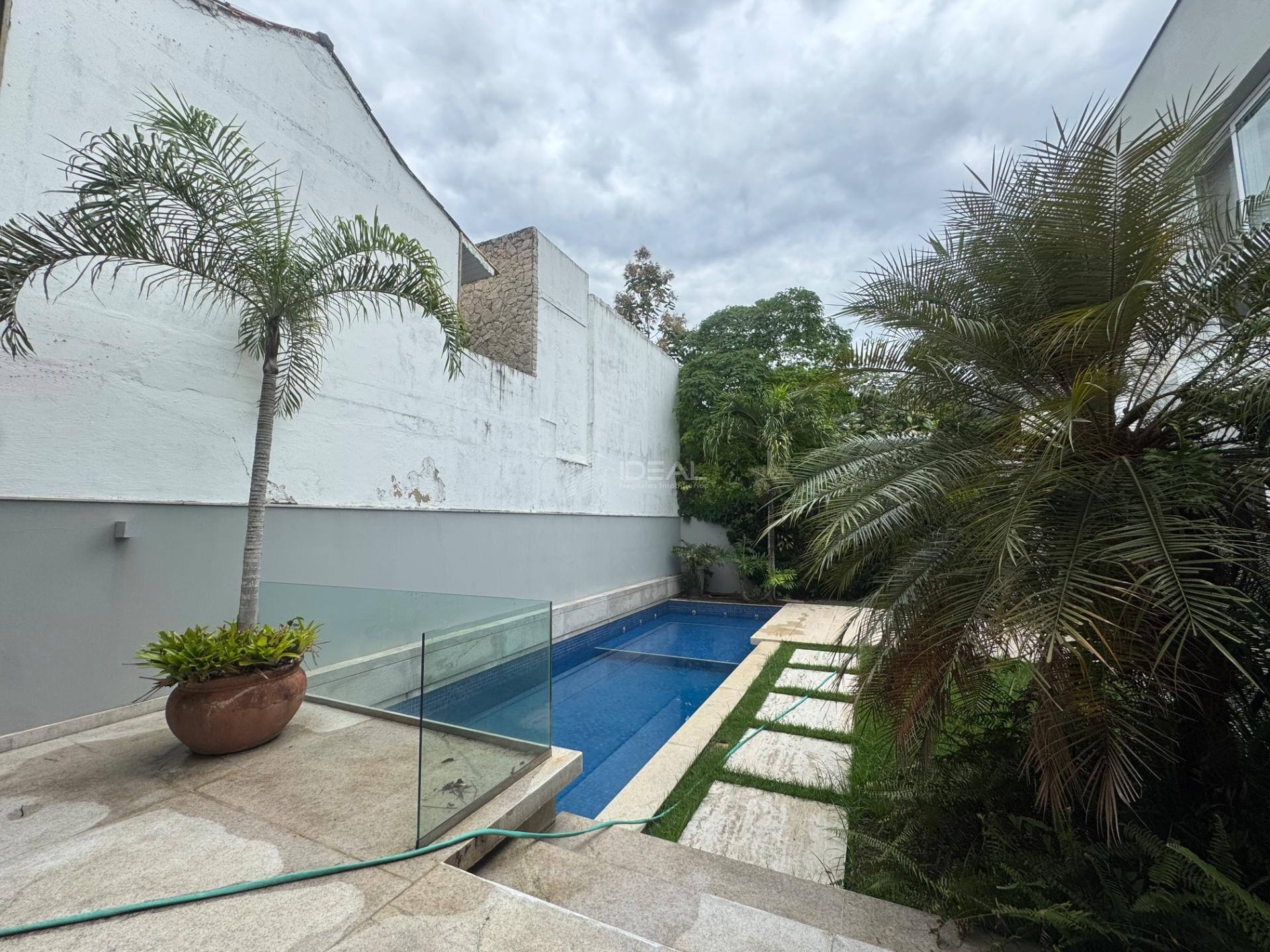 Casa à venda com 3 quartos, 3 suítes, 4 vagas e 423m² no Parque Santo Amaro, Campos dos Goytacazes (RJ) — foto 8 de 30