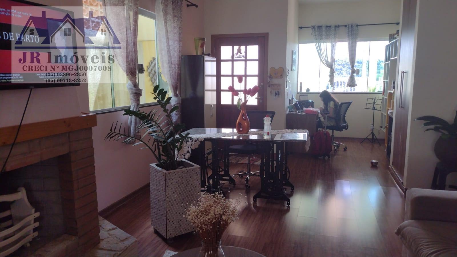 Casa à venda com 2 quartos, 1 suíte, 2 vagas e 300m² no Bairro Laje, Piranguinho (MG) — foto 15 de 25