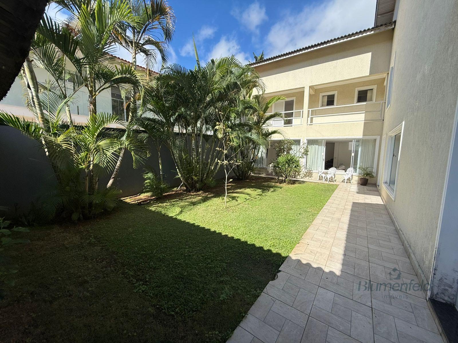 Casa à venda com 6 quartos, 6 suítes, 4 vagas e 545m² no Condominio Arujazinho I II III, Arujá (SP) — foto 3 de 30