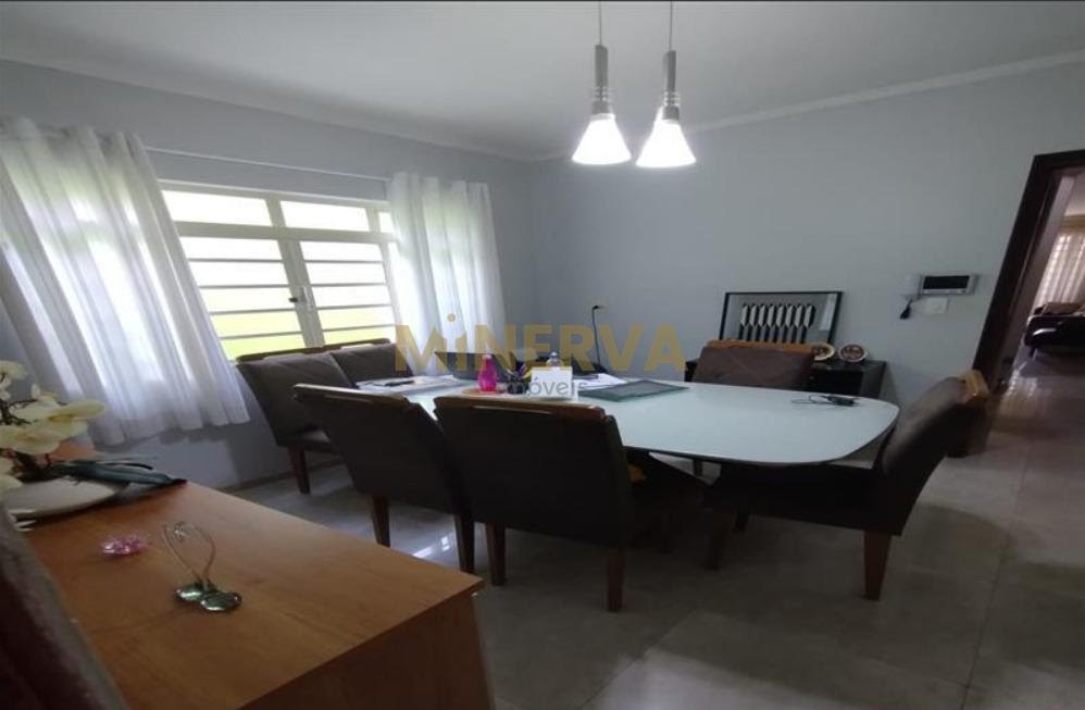 Casa à venda com 3 quartos, 1 suíte, 2 vagas e 220m² no Vila Santana, São Paulo (SP) — foto 3 de 12