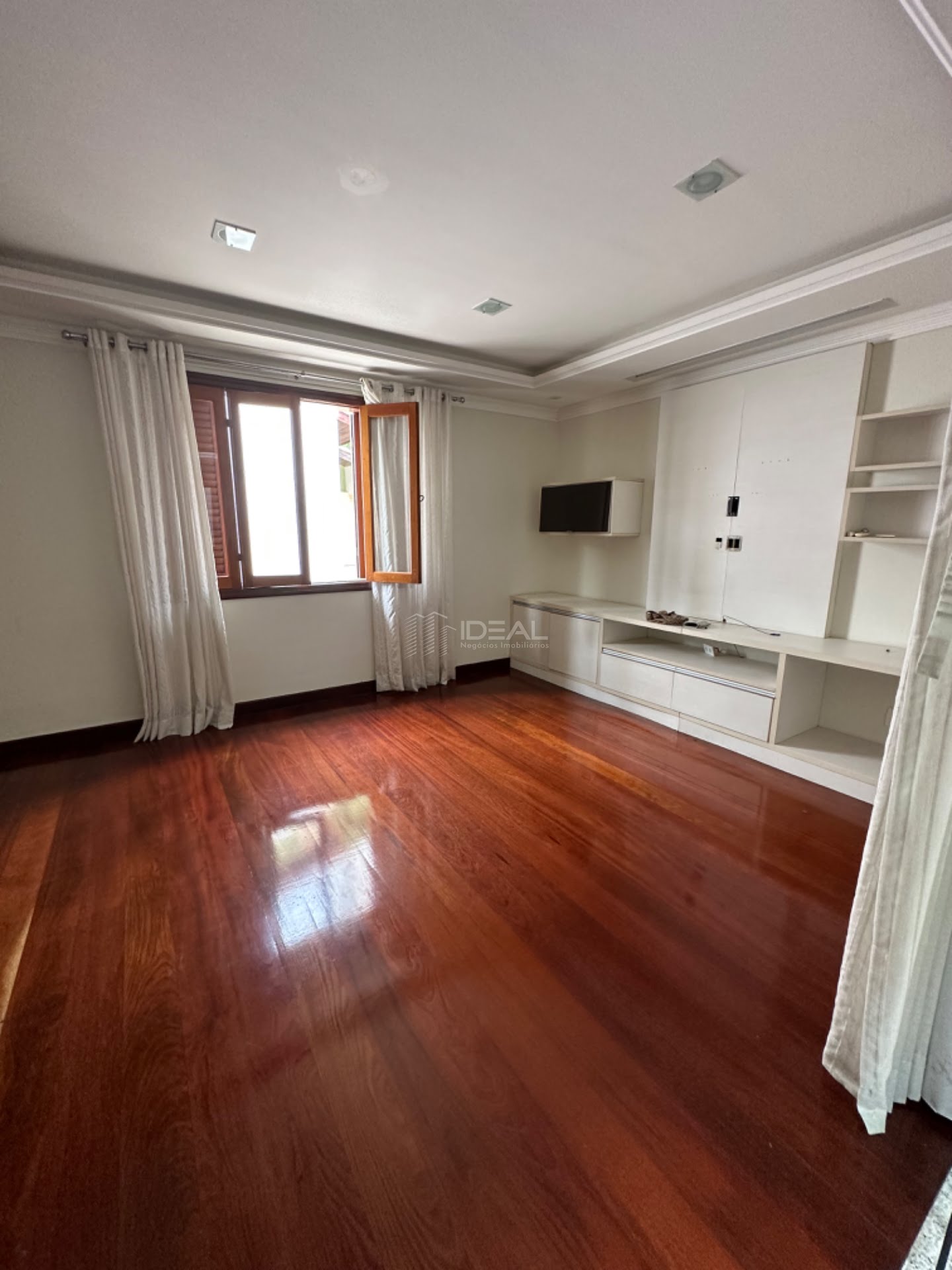 Casa à venda com 4 quartos, 4 suítes, 2 vagas e 460m² no Centro, Campos dos Goytacazes (RJ) — foto 18 de 27
