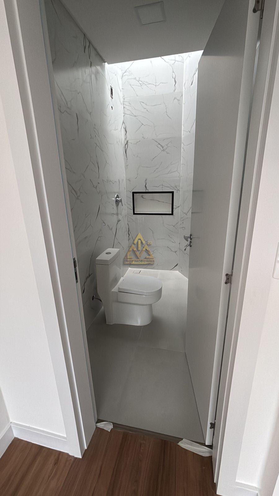 Casa à venda com 3 quartos, 1 suíte, 1 vaga e 104m² no Itacolomi, Balneário Piçarras (SC) — foto 9 de 10