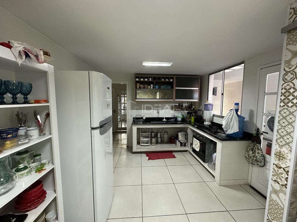 Casa à venda com 5 quartos, 3 suítes, 3 vagas e 448m² no Jardim Flamboyant, Campos dos Goytacazes (RJ) — foto 8 de 18