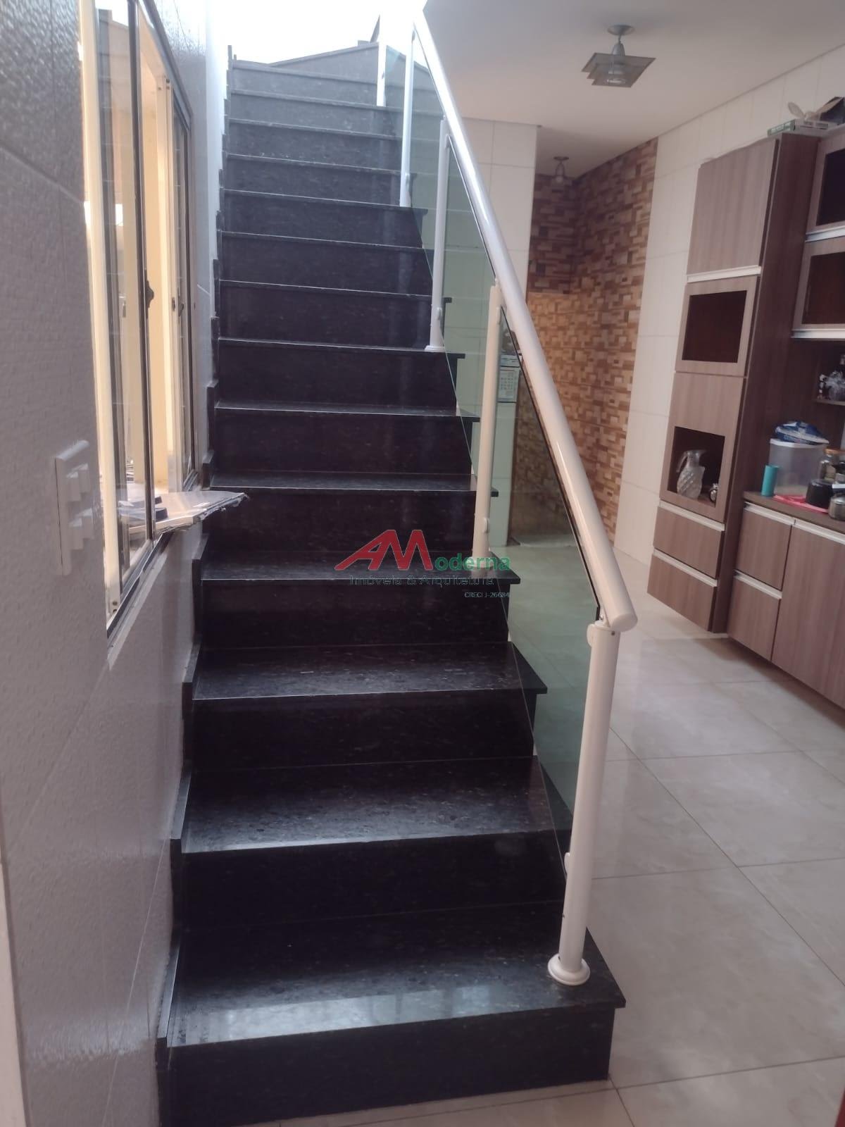 Casa à venda com 3 quartos, 1 suíte, 2 vagas e 166m² no Rudge Ramos, São Bernardo do Campo (SP) — foto 8 de 21