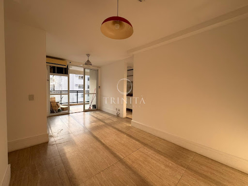 sala-trinitaimobiliaria-maayan